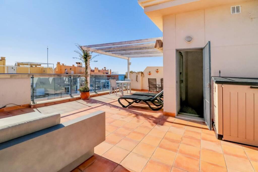 Rooftop Apartment, ネルハ エクステリア 写真